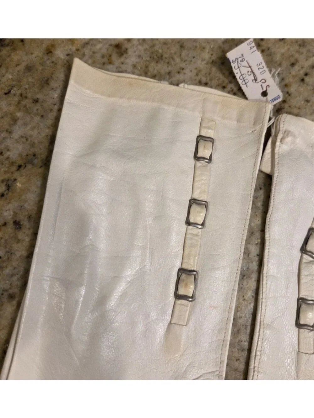 New! Vintage Women's Size M/L Cream Leather Formal Gloves Italy Buckle Accent